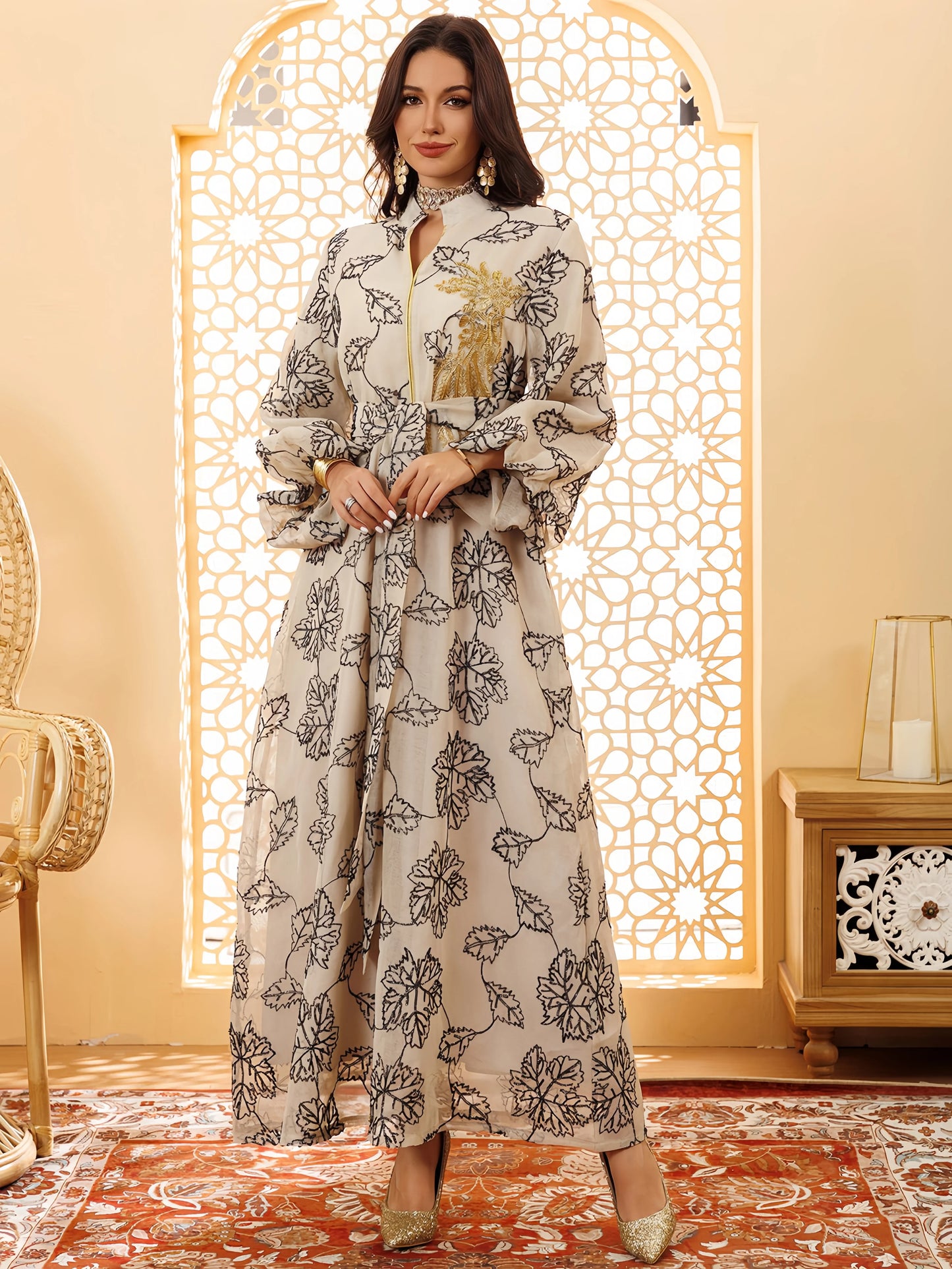 Elegant Black Abaya Black Floral Embroidery Versatile ModestFlair for Dubai Casual2025